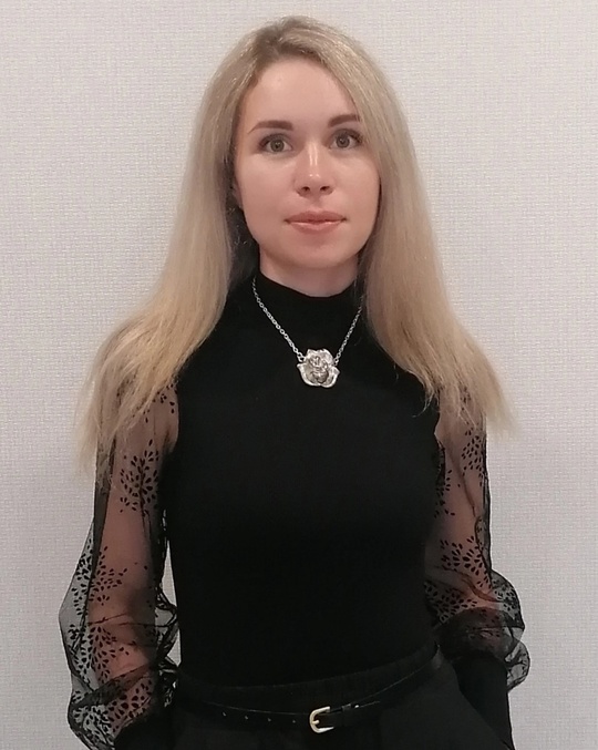 демина аня.jpg